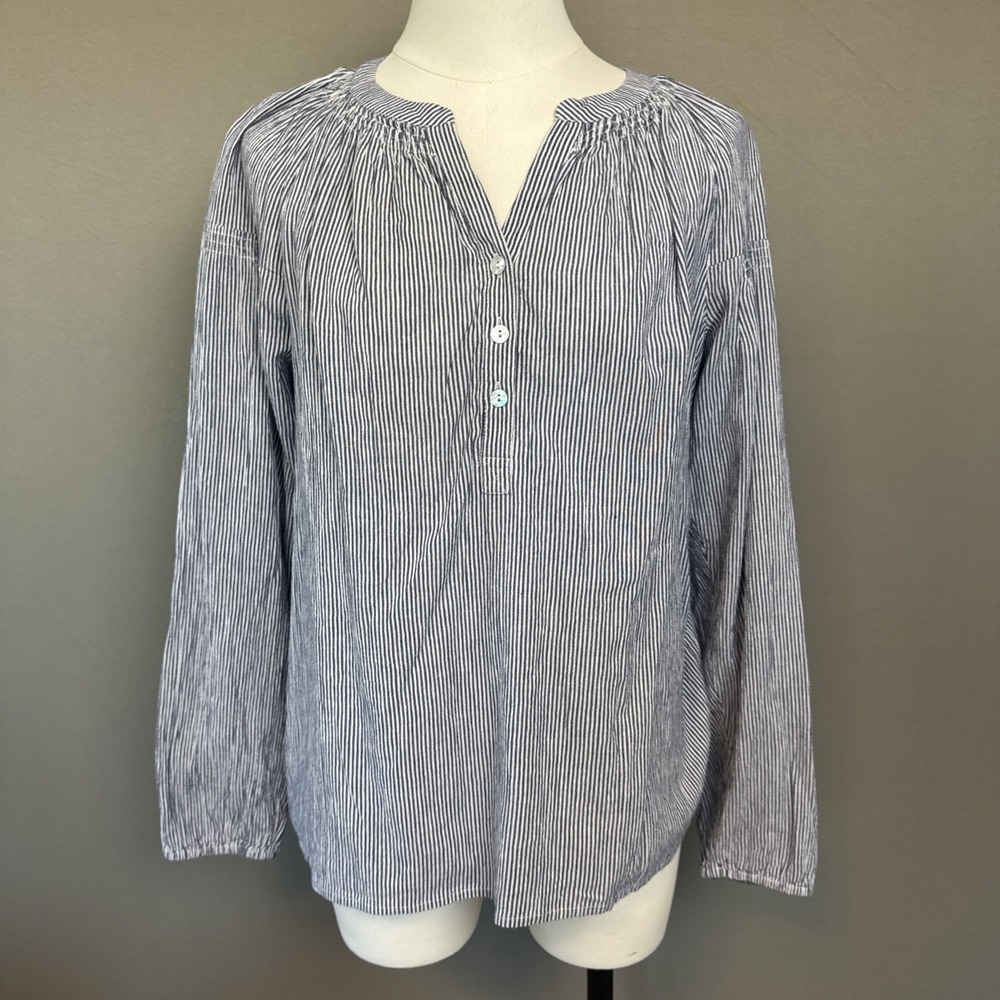 J. Jill Smocked Blouse Women's Size XS (Runs Large) 100% Cotton